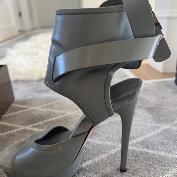 Gucci Babylon Platform Sandals - Picture 4 of 6